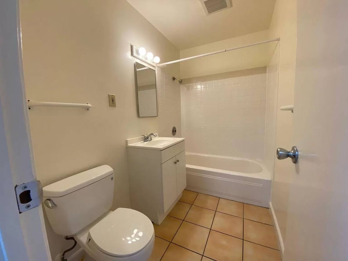 Apartment for rent at 3138 California St, Berkeley, CA 94703