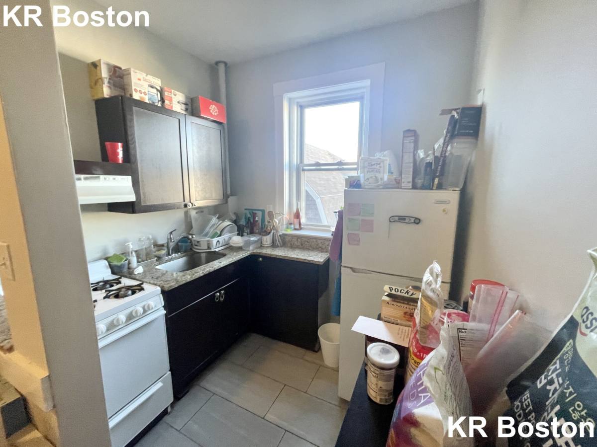 Apartment for rent at 1185 Commonwealth Ave, Allston, MA 02134