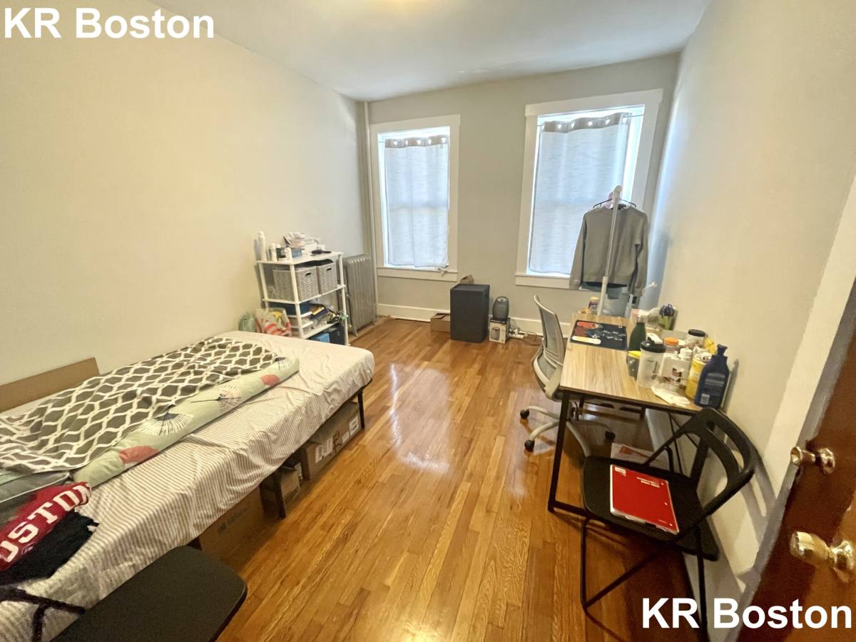 Apartment for rent at 1185 Commonwealth Ave, Allston, MA 02134