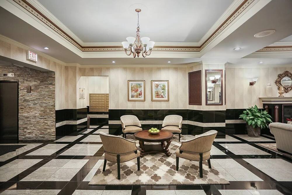 Apartment for rent at 5050 N Sheridan Rd, Chicago, IL 60640