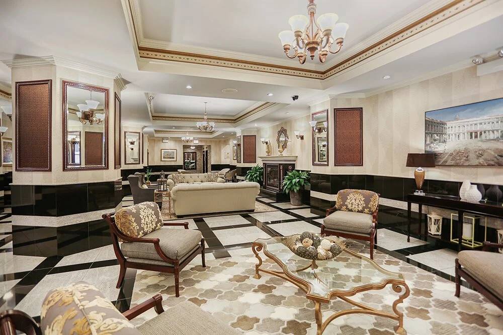 Apartment for rent at 5050 N Sheridan Rd, Chicago, IL 60640