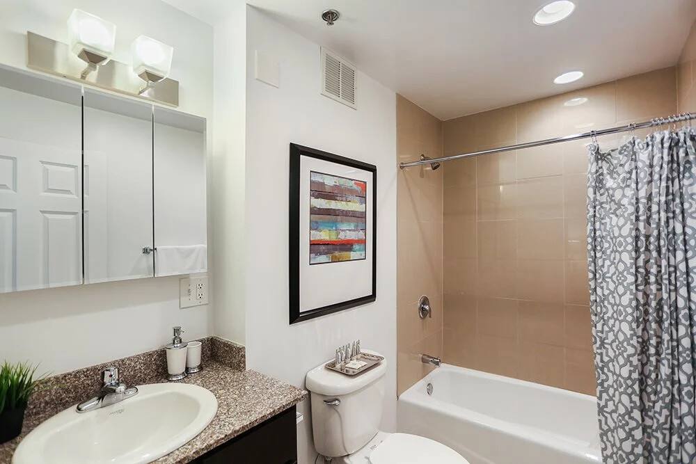 Apartment for rent at 5050 N Sheridan Rd, Chicago, IL 60640