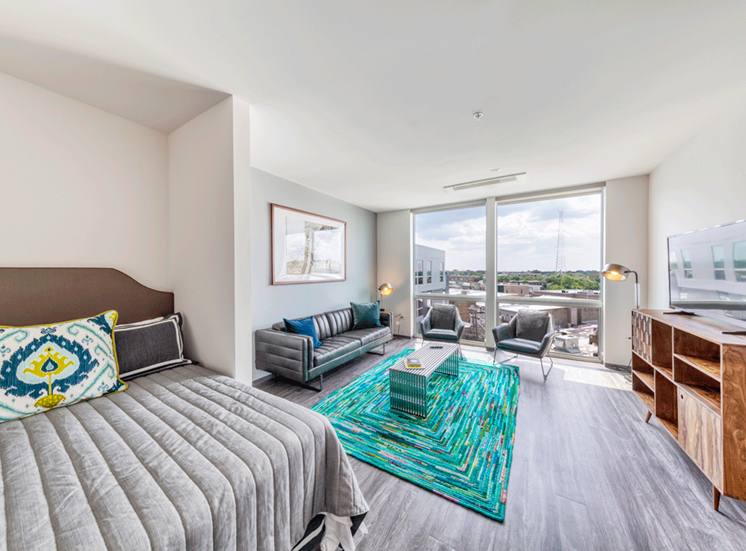 Apartment for rent at 2340 N California Ave, Chicago, IL 60647