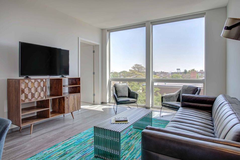 Apartment for rent at 2340 N California Ave, Chicago, IL 60647