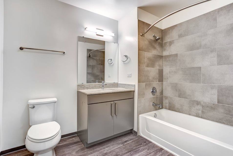 Apartment for rent at 2340 N California Ave, Chicago, IL 60647