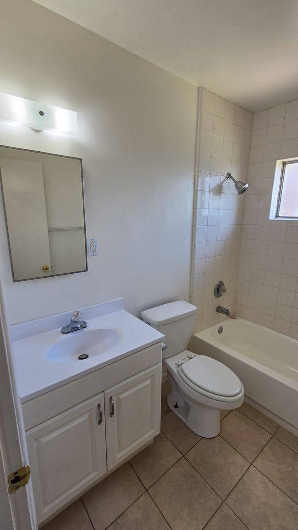 Apartment for rent at 7201 Pickering Ave, Whittier, CA 90602