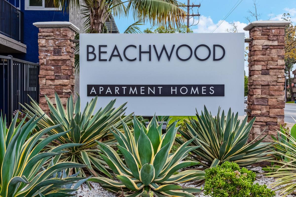 Apartment for rent at 2970 W Orange Ave, Anaheim, CA 92804