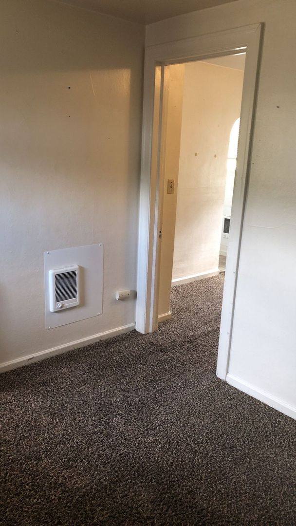 Apartment for rent at 930 W Main St, Pullman, WA 99163