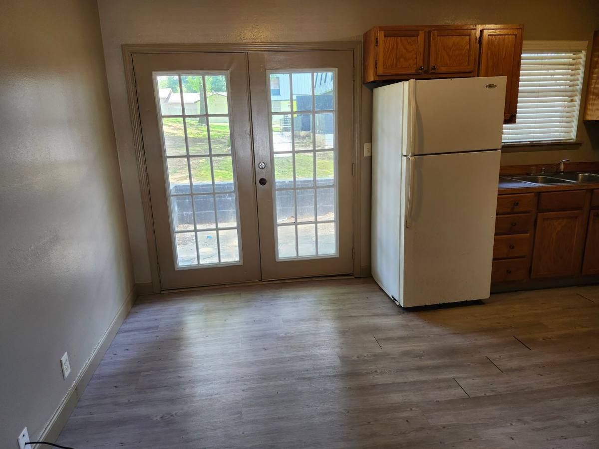 Townhouse for rent at 1619 Longview St, Benton, AR 72015