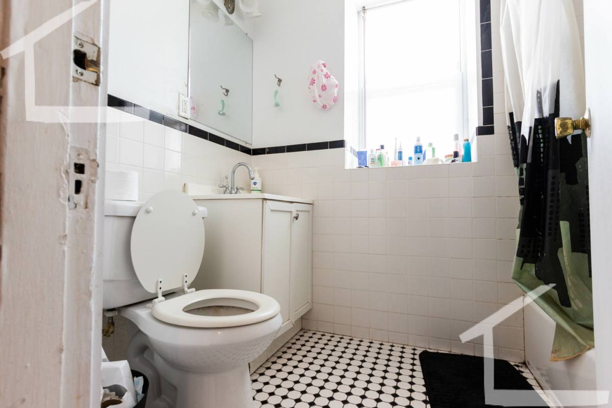 Apartment for rent at 48 Brighton Ave, Allston, MA 02134