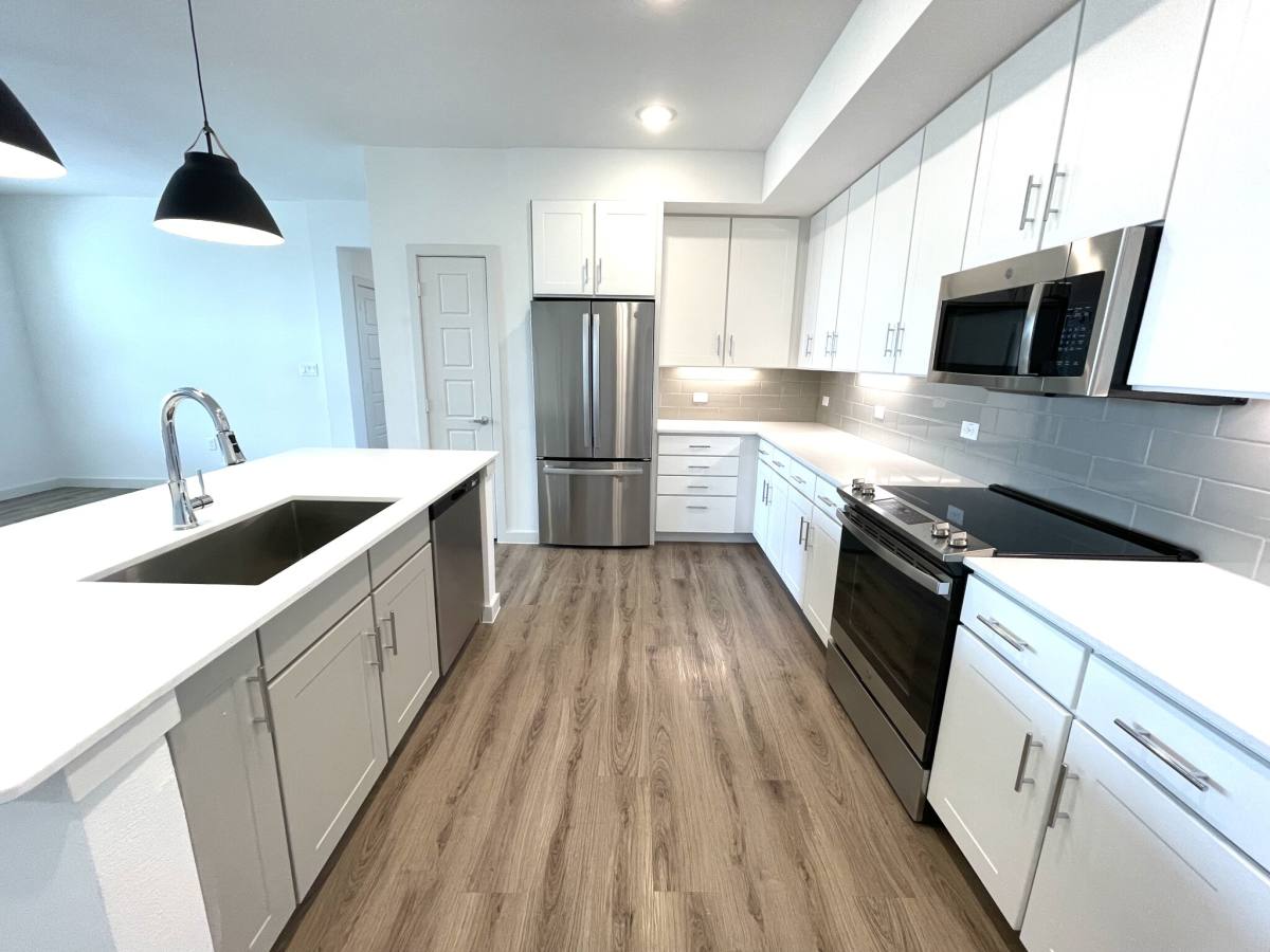 Apartment for rent at 149 Larkspur Park Blv, Leander, TX 78641