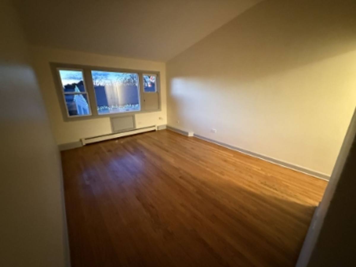 Apartment for rent at 1450-80 N 1st Ave, Melrose Park, IL 60160