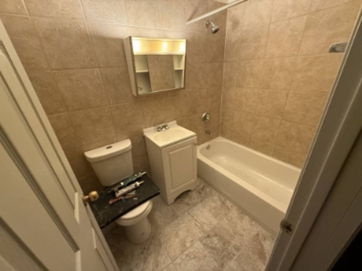 Apartment for rent at 1450-80 N 1st Ave, Melrose Park, IL 60160