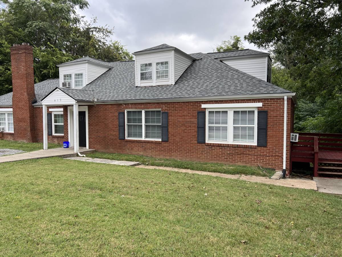Apartment for rent at 419 Belmont Ave #1, Shelbyville, TN 37160