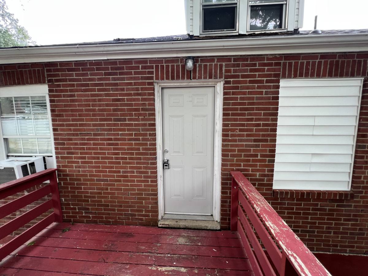 Apartment for rent at 419 Belmont Ave #1, Shelbyville, TN 37160