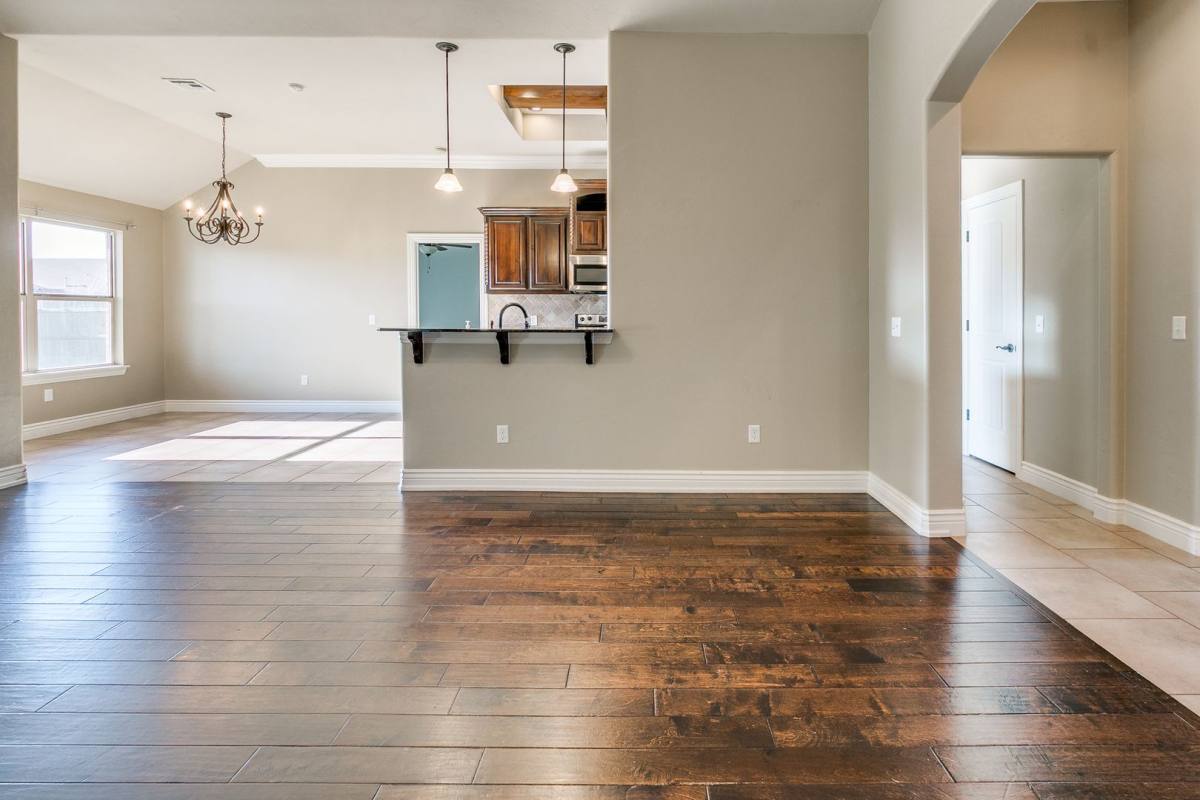 House for rent at 19217 Garden Creek Lane, Edmond, OK 73012