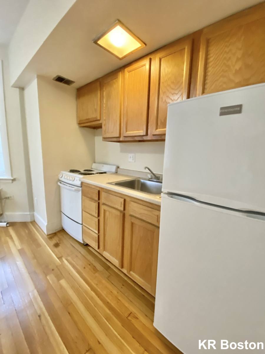 Apartment for rent at 33 Lancaster Terrace #305, Brookline, MA 02445