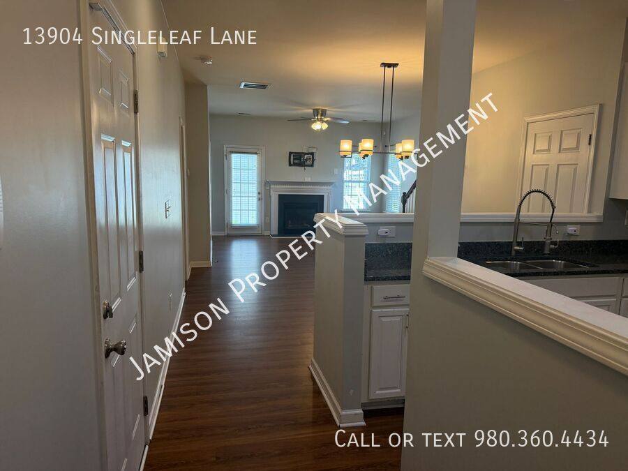Townhouse for rent at 13904 Singleleaf Lane, Charlotte, NC 28278