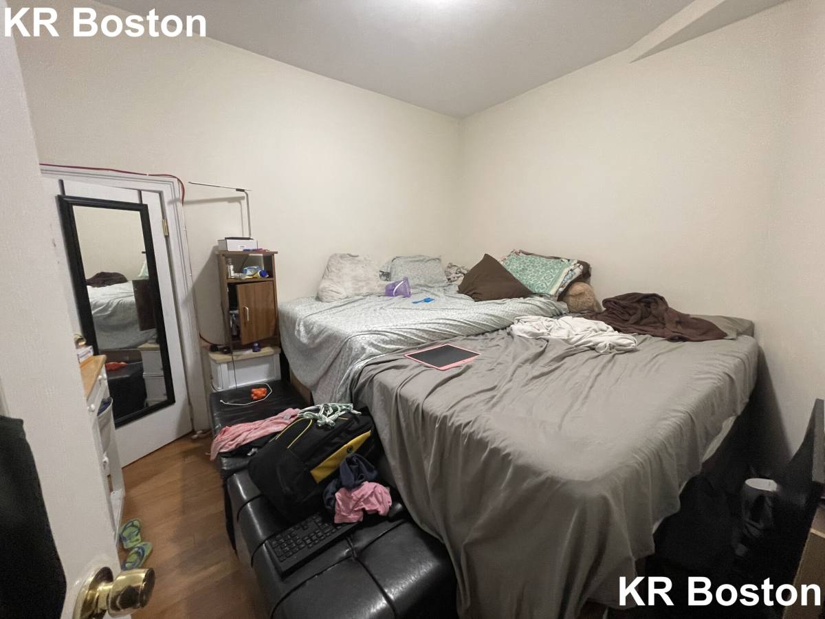 Apartment for rent at 1148 Commonwealth Ave #14, Allston, MA 02134