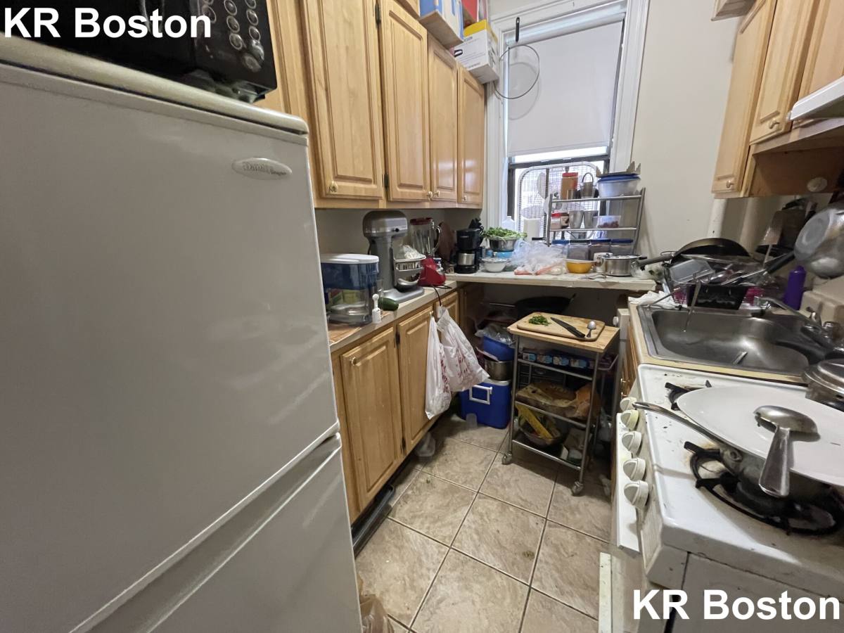 Apartment for rent at 1148 Commonwealth Ave #14, Allston, MA 02134