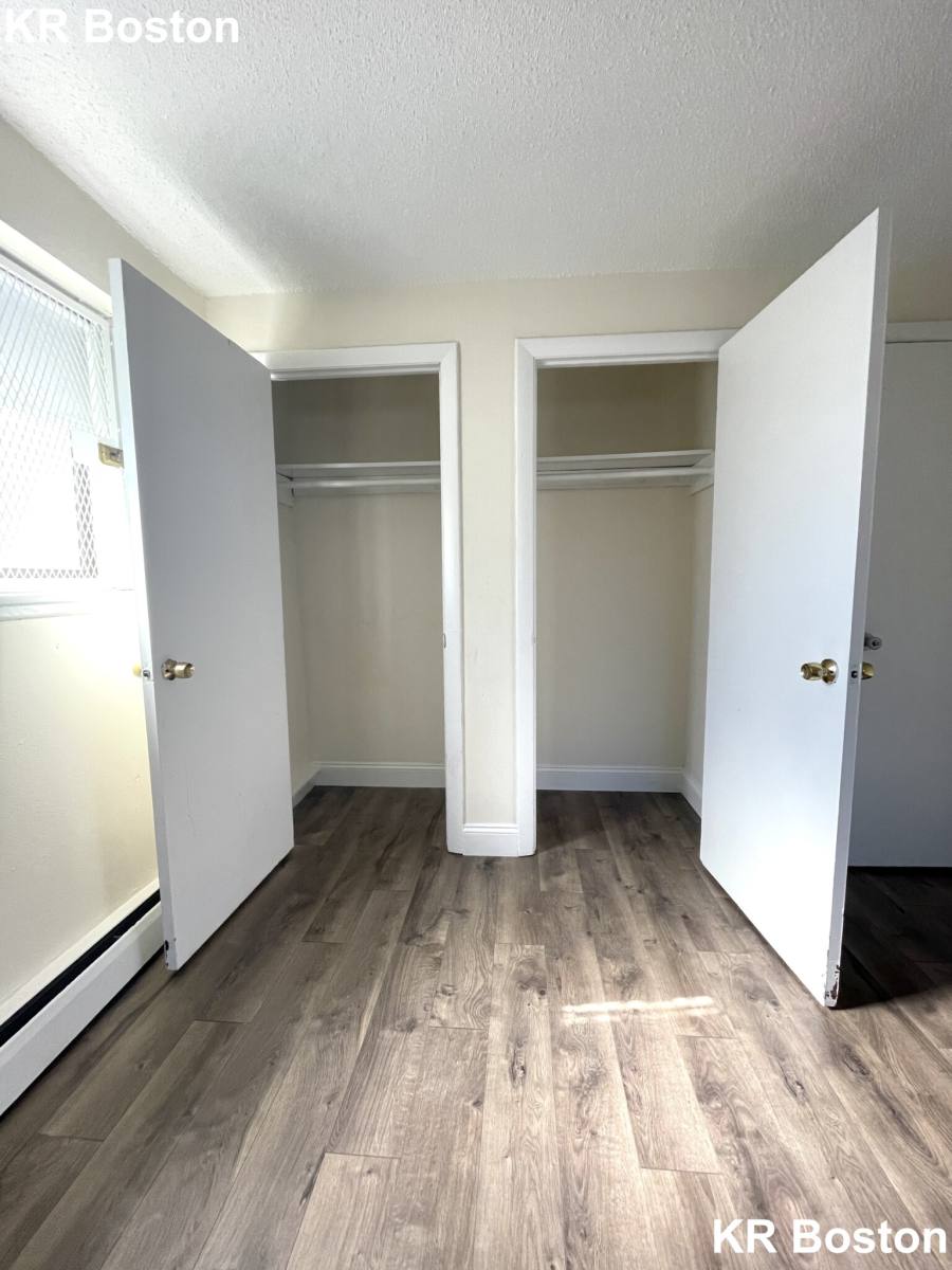 Apartment for rent at 122 Dustin St, Brighton, MA 02135