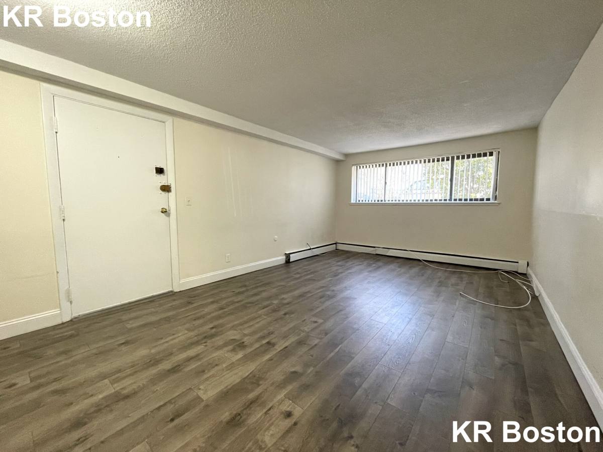 Apartment for rent at 122 Dustin St, Brighton, MA 02135