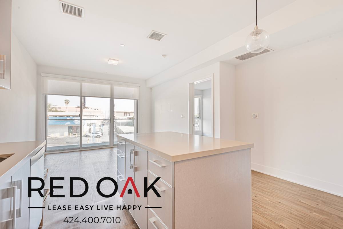 Condo for rent at 1168 S Barrington Ave #505, Los Angeles, CA 90049