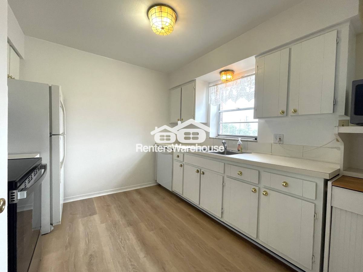 Condo for rent at 1130 Rue Des Chateaux #2A, Saint Petersburg, FL 33707