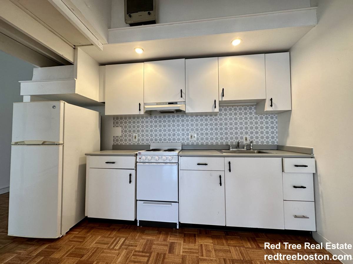 Apartment for rent at 61 Brookline Ave #221, Boston, MA 02215