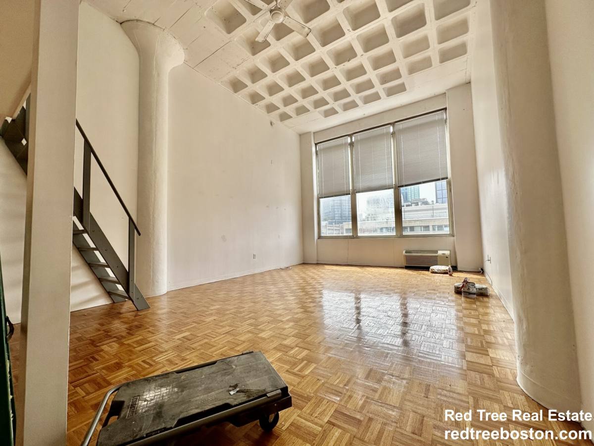 Apartment for rent at 61 Brookline Ave #221, Boston, MA 02215