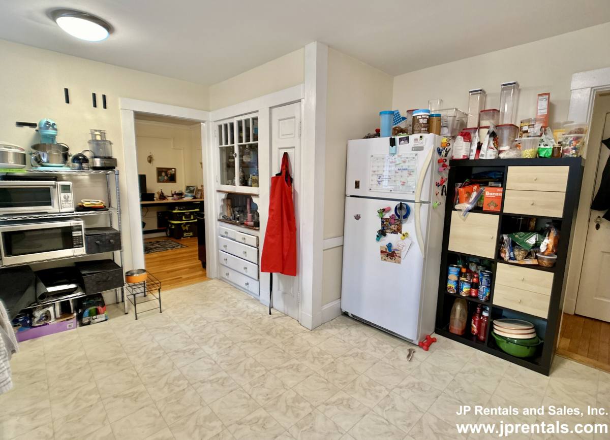 Apartment for rent at 103 Dunster Rd, Jamaica Plain, MA 02130