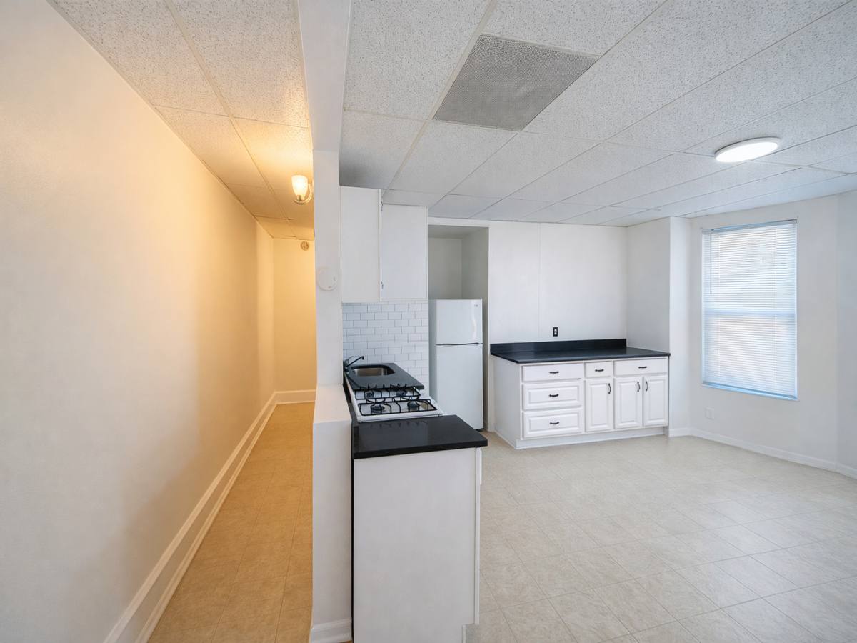 Apartment for rent at 129 N 50th #2-R, Philadelphia, PA 19139