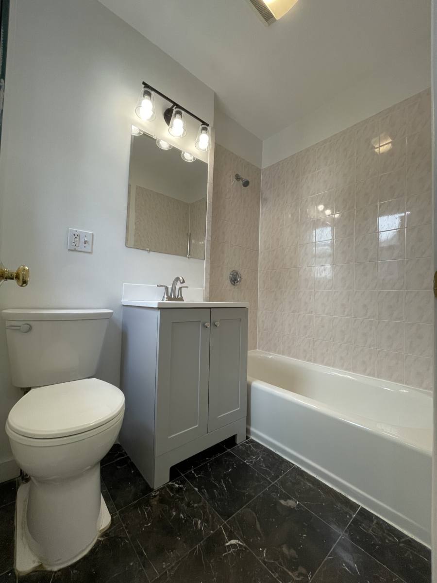 Apartment for rent at 38 Hemenway St, Boston, MA 02115