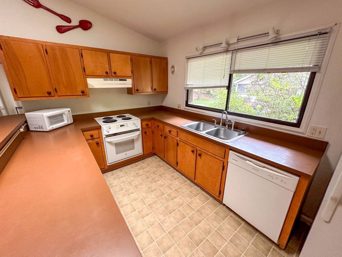 House for rent at 10 Tanglewood Rd, Palmyra, VA 22963