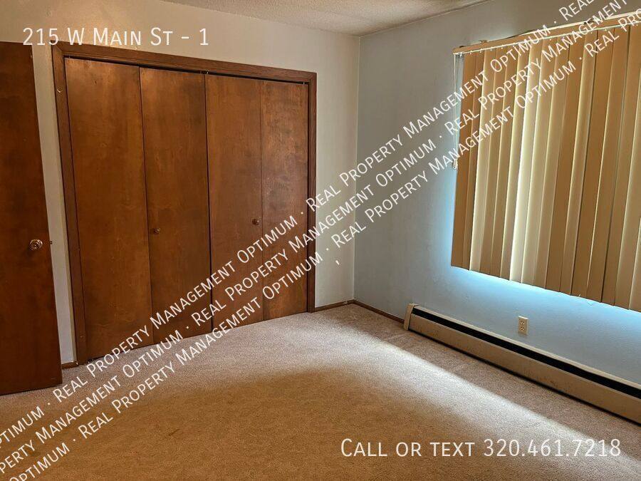 Apartment for rent at 215 W Main St #1, Osakis, MN 56360