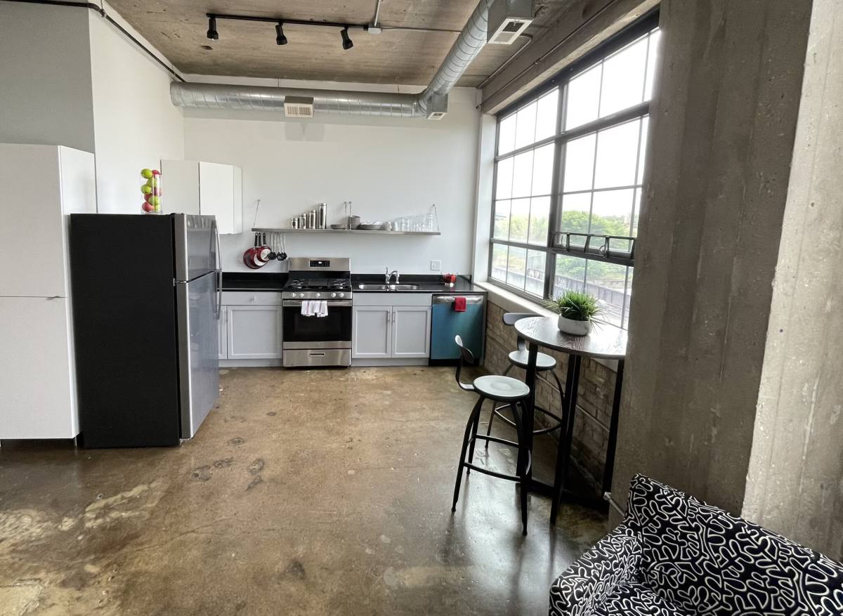 Apartment for rent at 2620 W Washington Blvd, Chicago, IL 60612