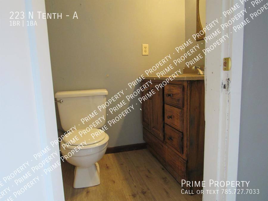 Apartment for rent at 223 N Tenth #A, Salina, KS 67401