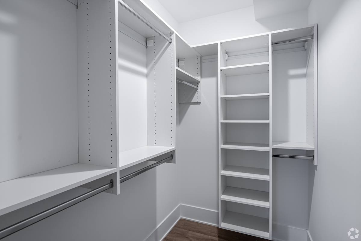 Condo for rent at 3839 N Clark St #104, Chicago, IL 60613