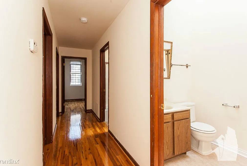 Apartment for rent at 2523 N Lincoln Ave, Chicago, IL 60614