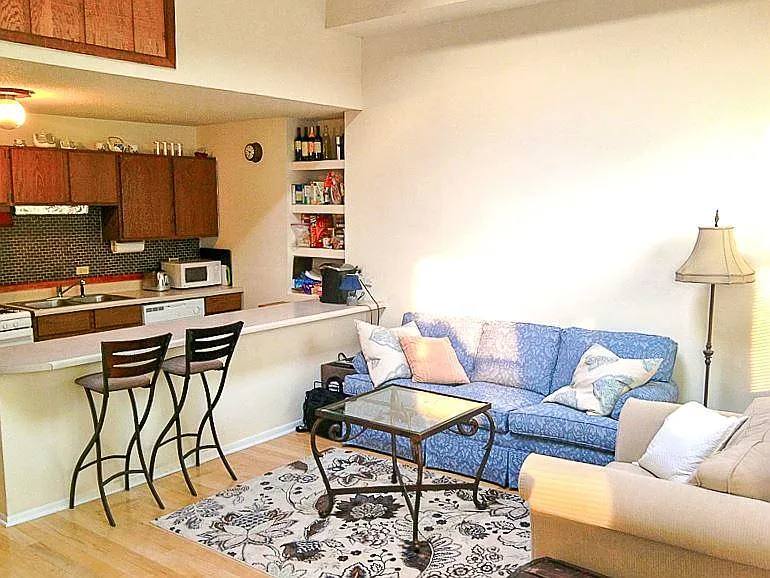 Apartment for rent at 2523 N Lincoln Ave, Chicago, IL 60614