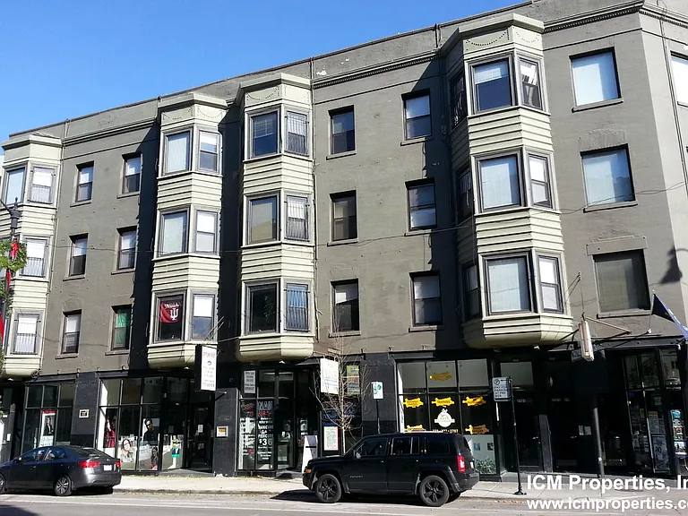 Apartment for rent at 2523 N Lincoln Ave #4C, Chicago, IL 60614