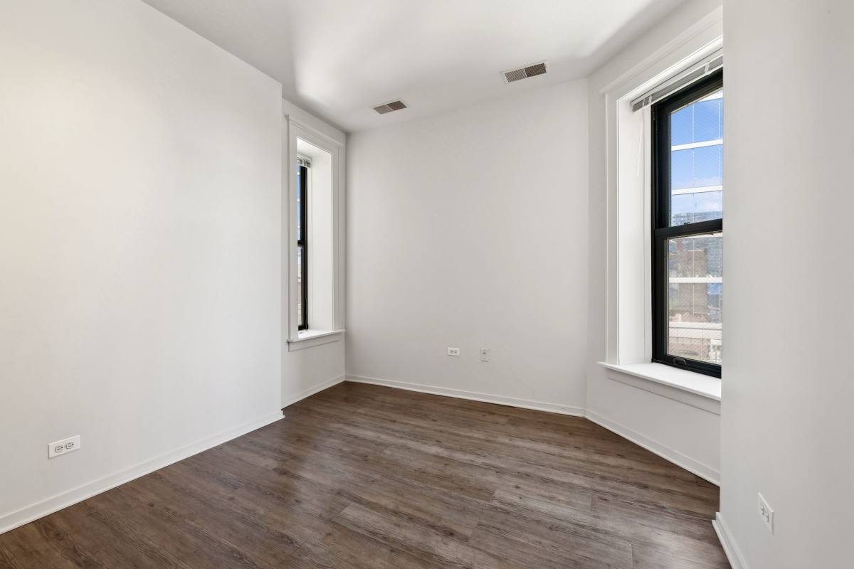Apartment for rent at 30 E Roosevelt Rd #503, Chicago, IL 60605