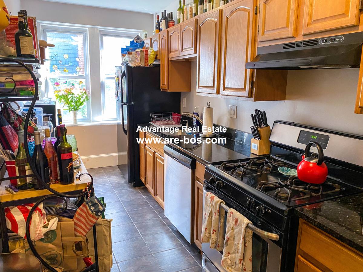 Apartment for rent at 27 Lanark Rd #5, Brighton, MA 02135