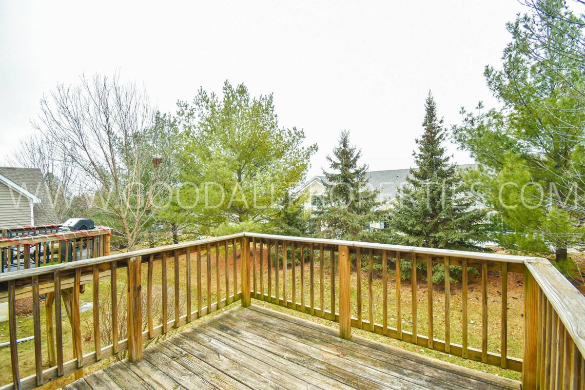 Townhouse for rent at 15404 Townsend Ave, Urbandale, IA 50323