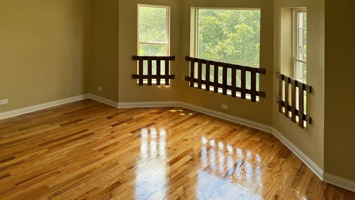 Apartment for rent at 207-209 N Parkside Ave, Chicago, IL 60644