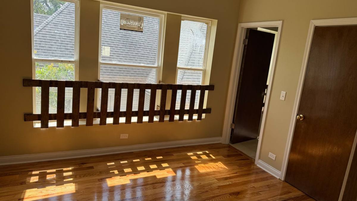 Apartment for rent at 207-209 N Parkside Ave, Chicago, IL 60644