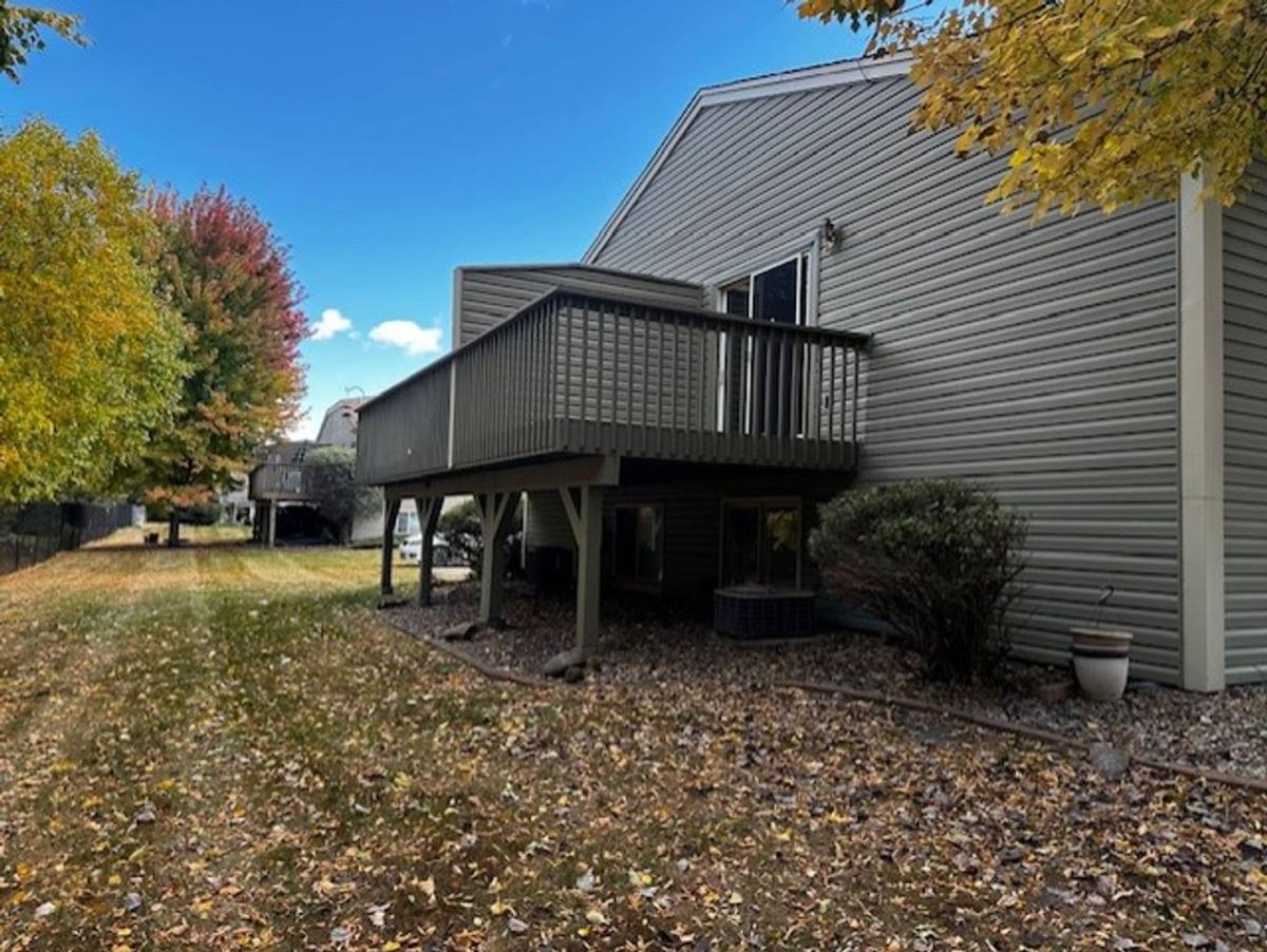 Townhouse for rent at 4228 W 124th St, Savage, MN 55378