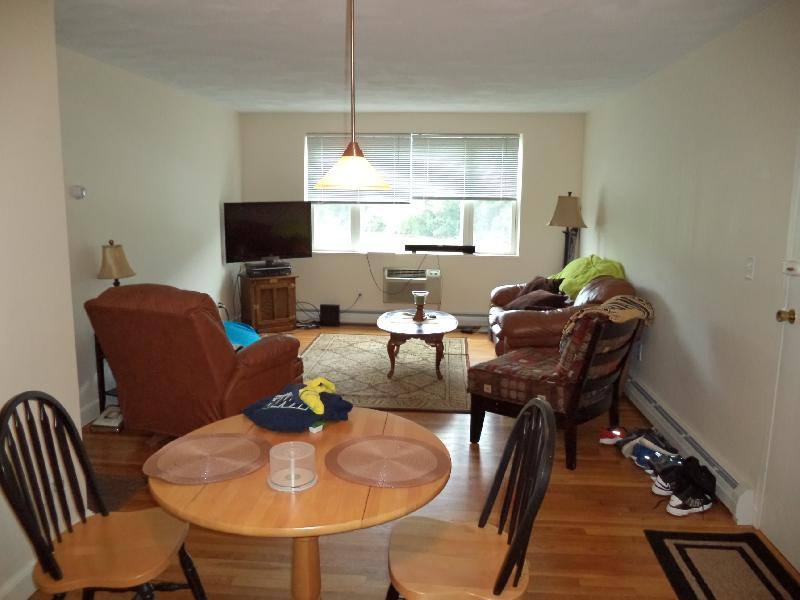 Apartment for rent at 1105 Lexington St #8-7, Waltham, MA 02452