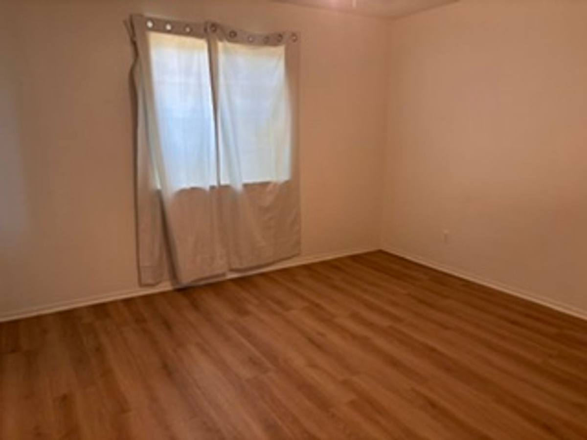 House for rent at 21300 Santa Barbara Dr, Tehachapi, CA 93561