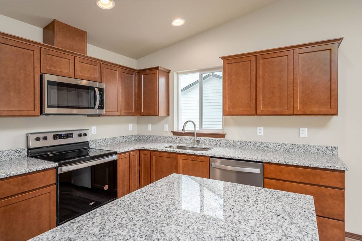 House for rent at 373 S Newton Ave, East Wenatchee, WA 98802